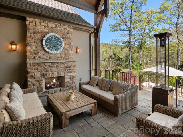 1925 White Tree Trail, Arden, NC 28704