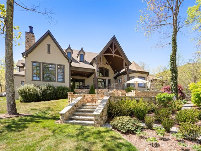 1925 White Tree Trail, Arden, NC 28704