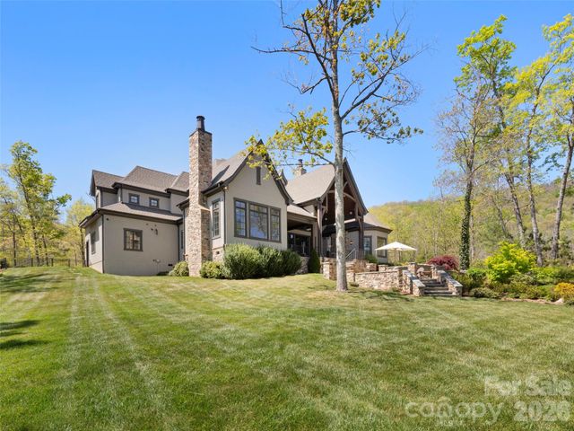 1925 White Tree Trail, Arden, NC 28704