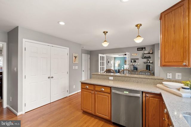 608 E G ST, Purcellville, VA 20132