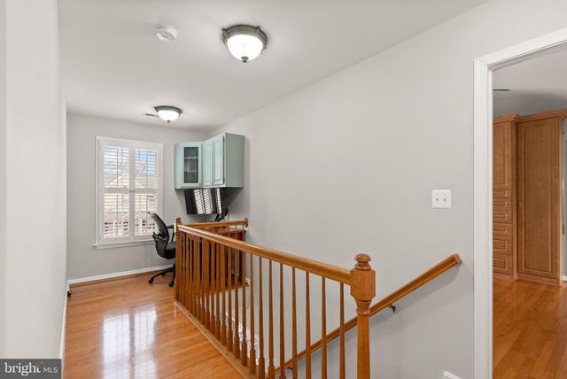 608 E G ST, Purcellville, VA 20132