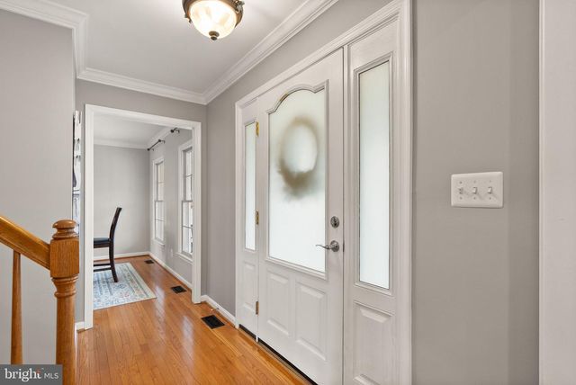 608 E G ST, Purcellville, VA 20132