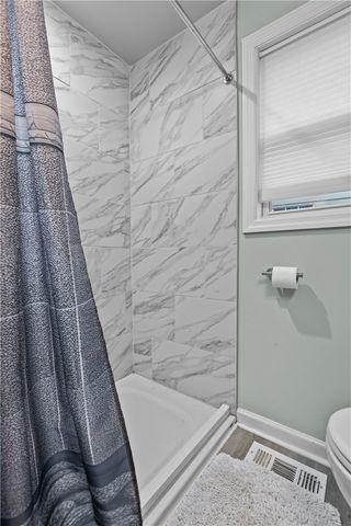 152 N Haft St, Houston, PA 15342