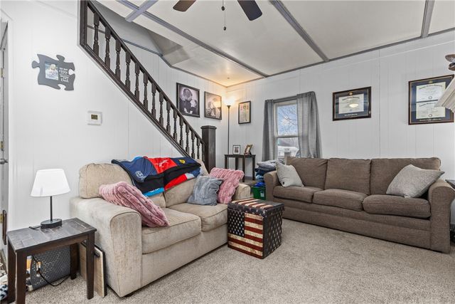 152 N Haft St, Houston, PA 15342