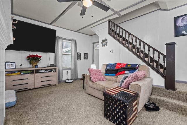 152 N Haft St, Houston, PA 15342