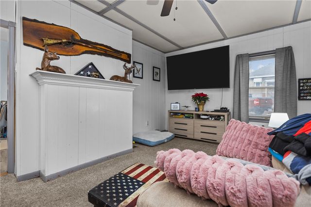 152 N Haft St, Houston, PA 15342