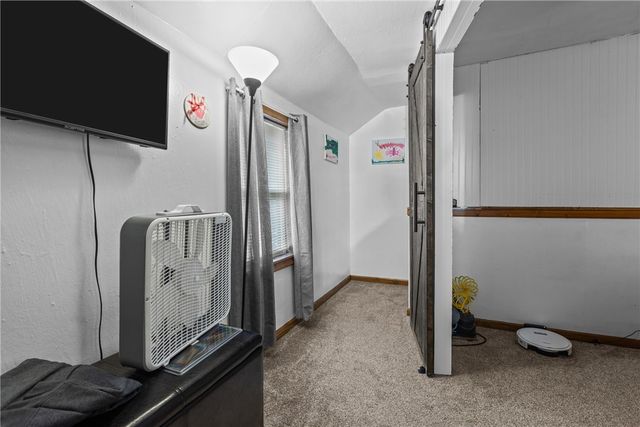 152 N Haft St, Houston, PA 15342