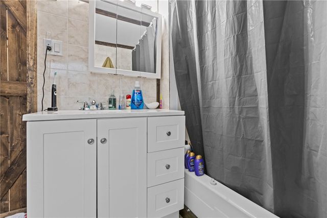 152 N Haft St, Houston, PA 15342