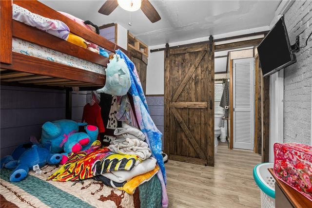 152 N Haft St, Houston, PA 15342