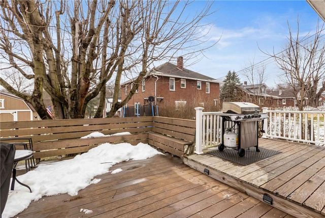 152 N Haft St, Houston, PA 15342