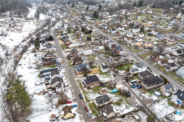 152 N Haft St, Houston, PA 15342