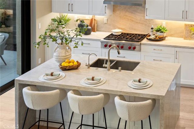 140 Statura, Irvine, CA 92602