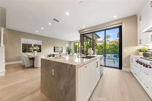 140 Statura, Irvine, CA 92602