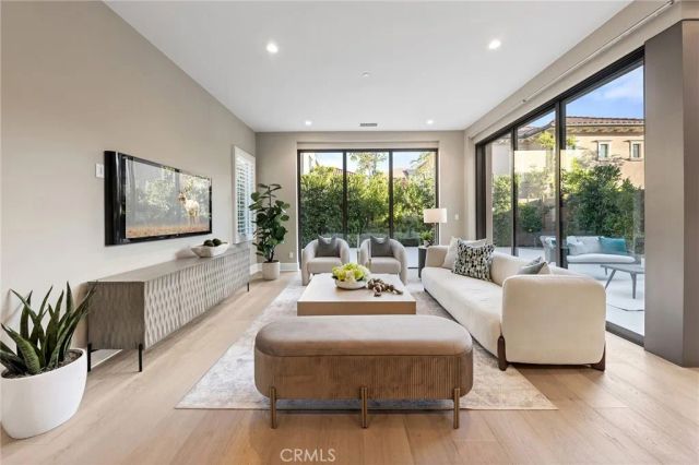 140 Statura, Irvine, CA 92602