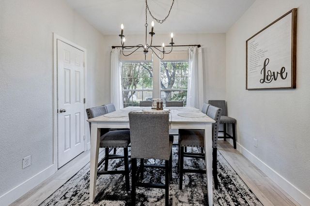 6090 Haysden Lane, League City, TX 77573