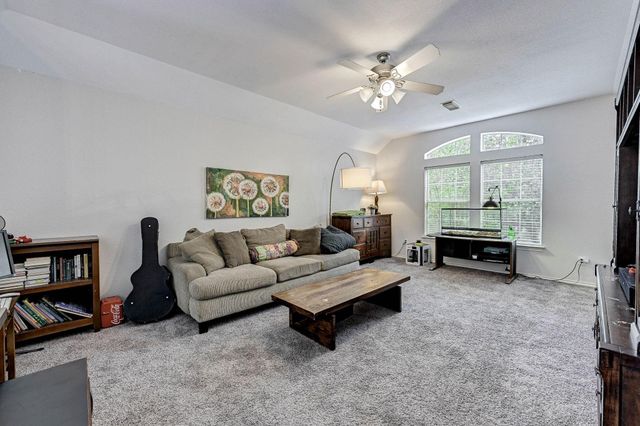 6090 Haysden Lane, League City, TX 77573