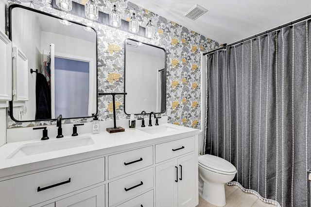 6090 Haysden Lane, League City, TX 77573