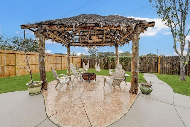 6090 Haysden Lane, League City, TX 77573