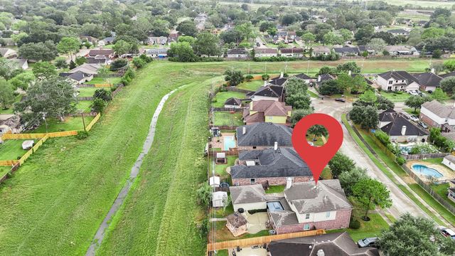 6090 Haysden Lane, League City, TX 77573