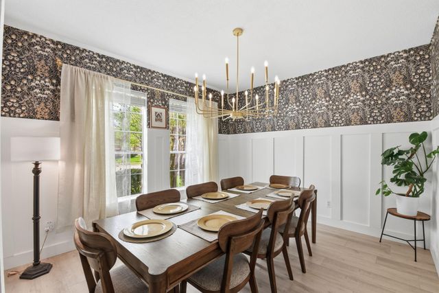 6090 Haysden Lane, League City, TX 77573