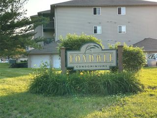 10111 Sutton Drive 9, Urbandale, IA 50322