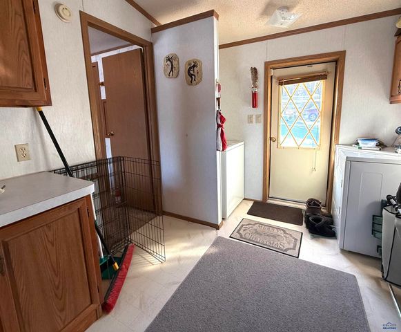12632 DANA RD, Hot Springs, SD 57747