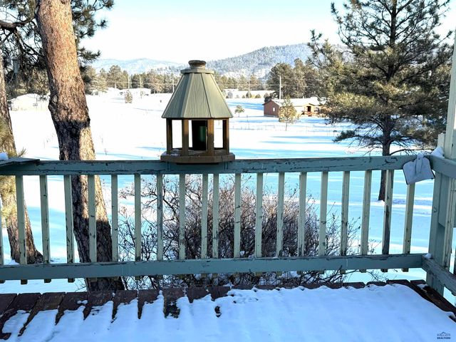 12632 DANA RD, Hot Springs, SD 57747