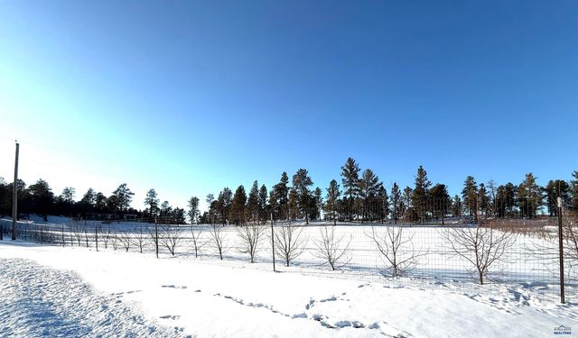 12632 DANA RD, Hot Springs, SD 57747