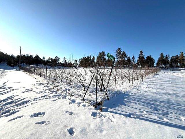 12632 DANA RD, Hot Springs, SD 57747