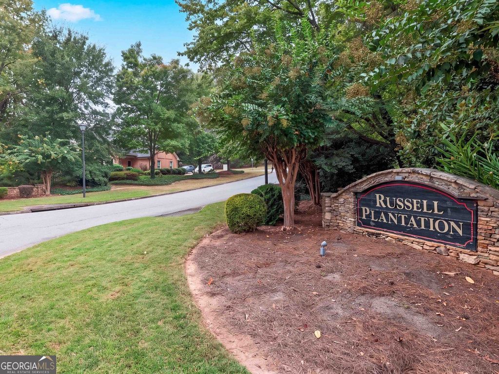 305 Deer Cliff Cove, Lawrenceville, GA 30043 — photo 3