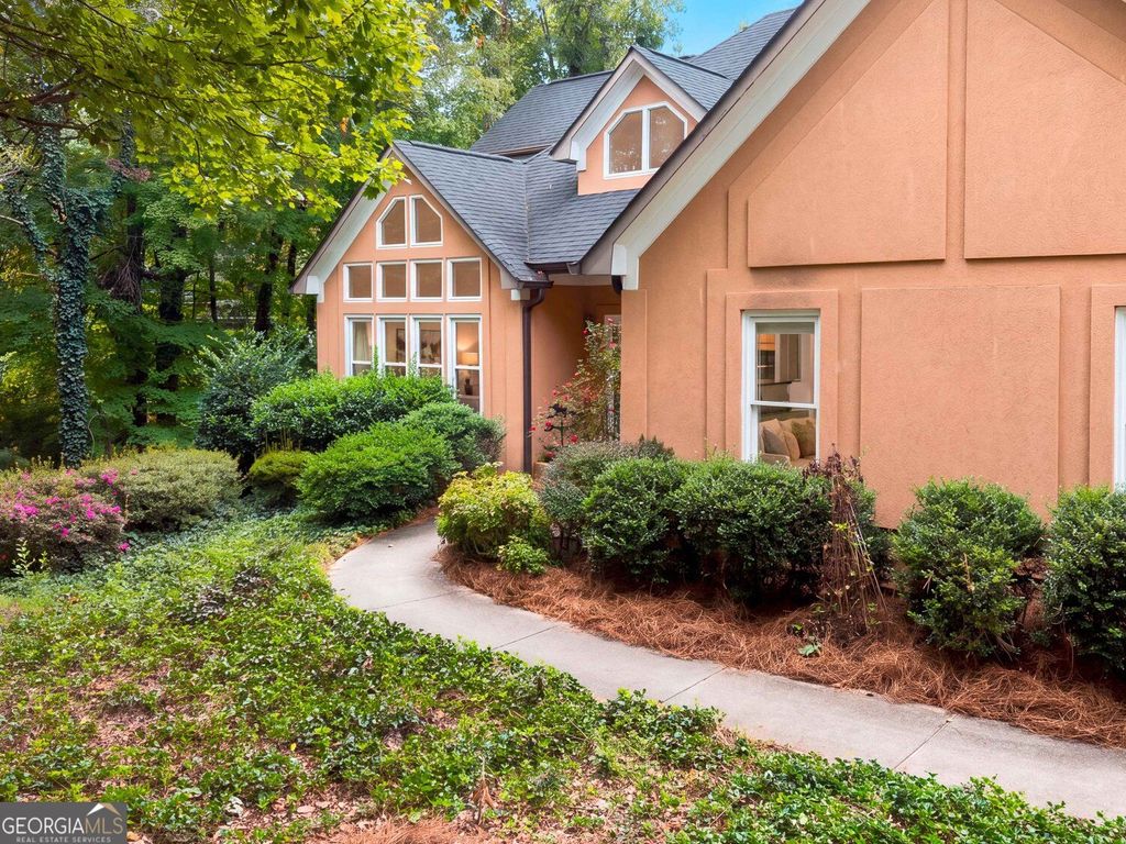 305 Deer Cliff Cove, Lawrenceville, GA 30043 — photo 5