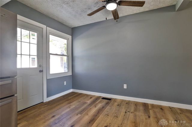 389 N Garber Drive, Tipp City, OH 45371