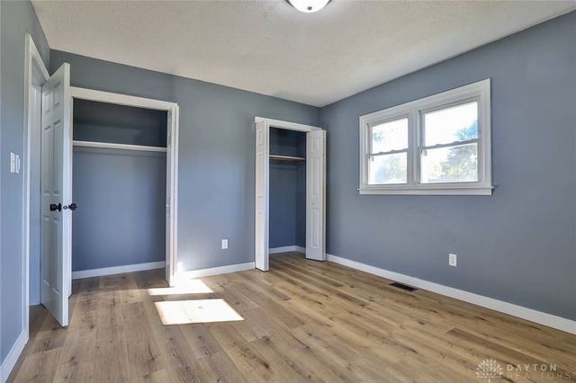 389 N Garber Drive, Tipp City, OH 45371