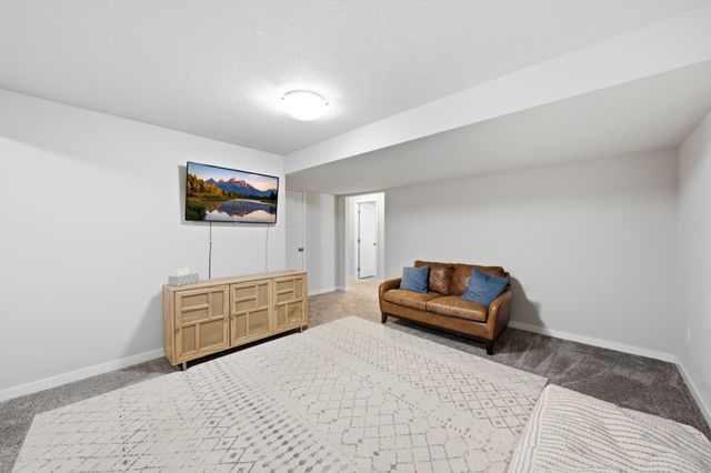 508 1st Street NW, Bondurant, IA 50035