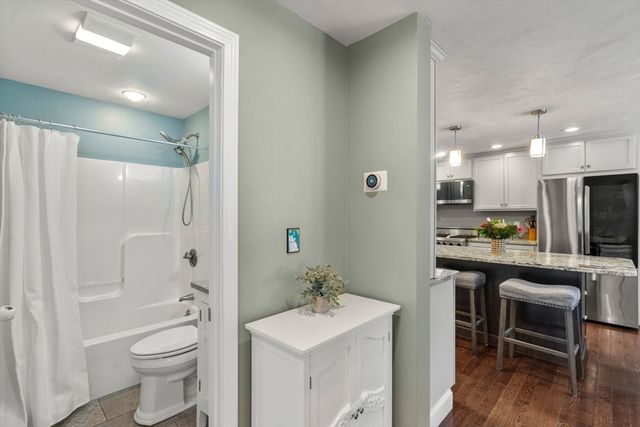 6 Skyview Terrace, Holliston, MA 01746