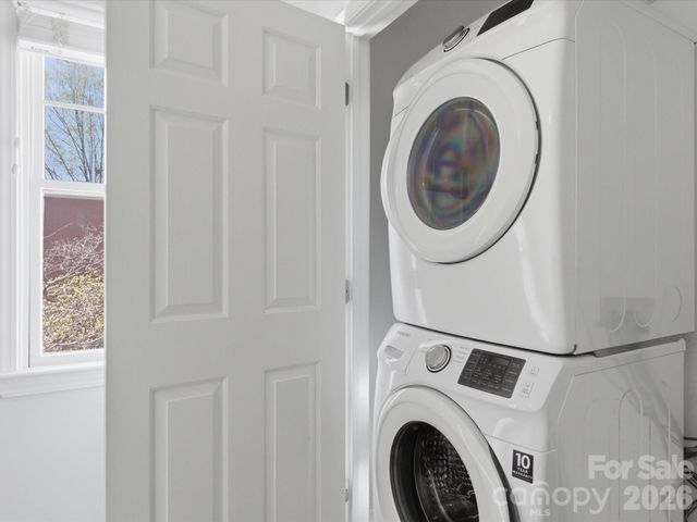 400 Clarice Avenue 160, Charlotte, NC 28204