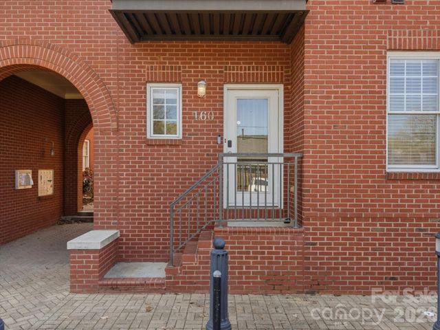 400 Clarice Avenue 160, Charlotte, NC 28204