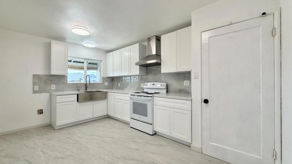 Image 11 of property listing at 1367 Hubbard Avenue, San Leandro, CA 94579