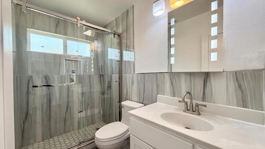 Image 16 of property listing at 1367 Hubbard Avenue, San Leandro, CA 94579