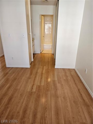 4713 Nara Vista Way 203, Las Vegas, NV 89103