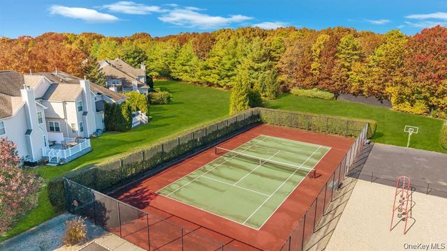 31 Snowdance Lane, Nesconset, NY 11767