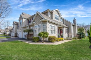 31 Snowdance Lane, Nesconset, NY 11767