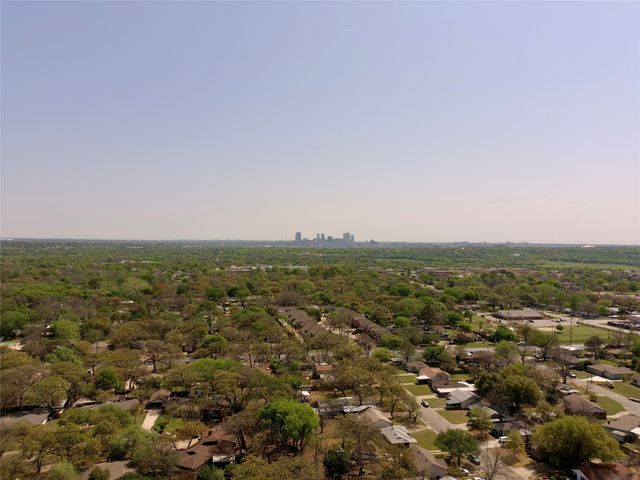 5432 Thomas Lane, River Oaks, TX 76114