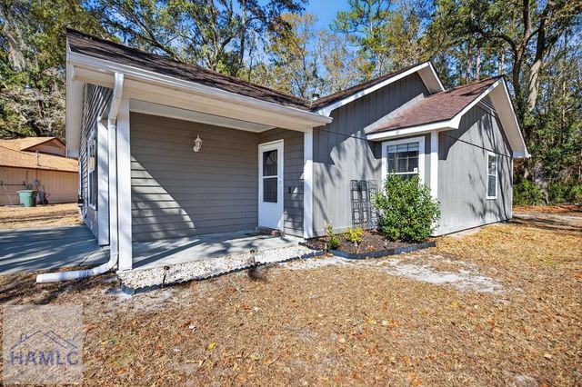 1336 Forest Lake Drive, Hinesville, GA 31313