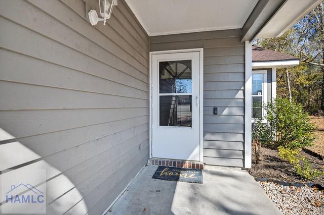 1336 Forest Lake Drive, Hinesville, GA 31313