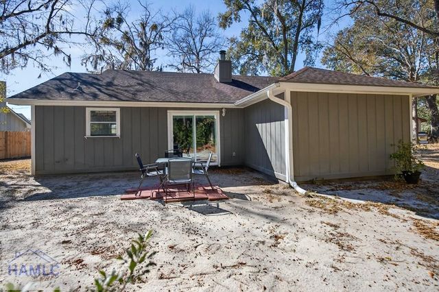 1336 Forest Lake Drive, Hinesville, GA 31313