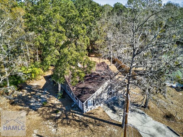 1336 Forest Lake Drive, Hinesville, GA 31313