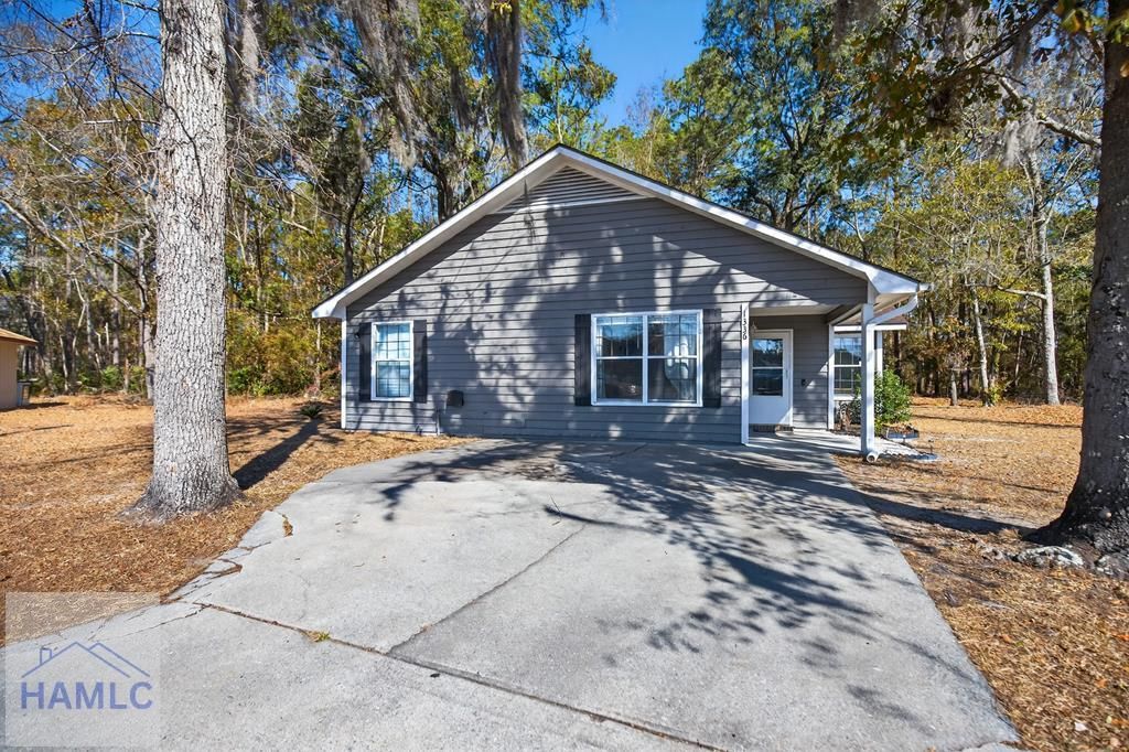 1336 Forest Lake Drive, Hinesville, GA 31313