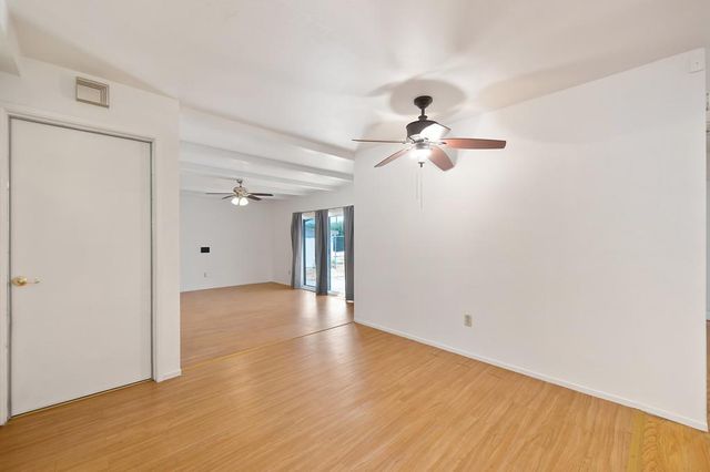 5530 Seyferth Way, Sacramento, CA 95823