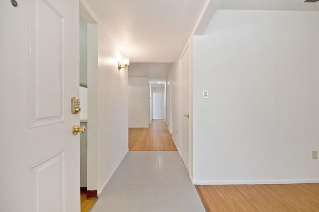 5530 Seyferth Way, Sacramento, CA 95823